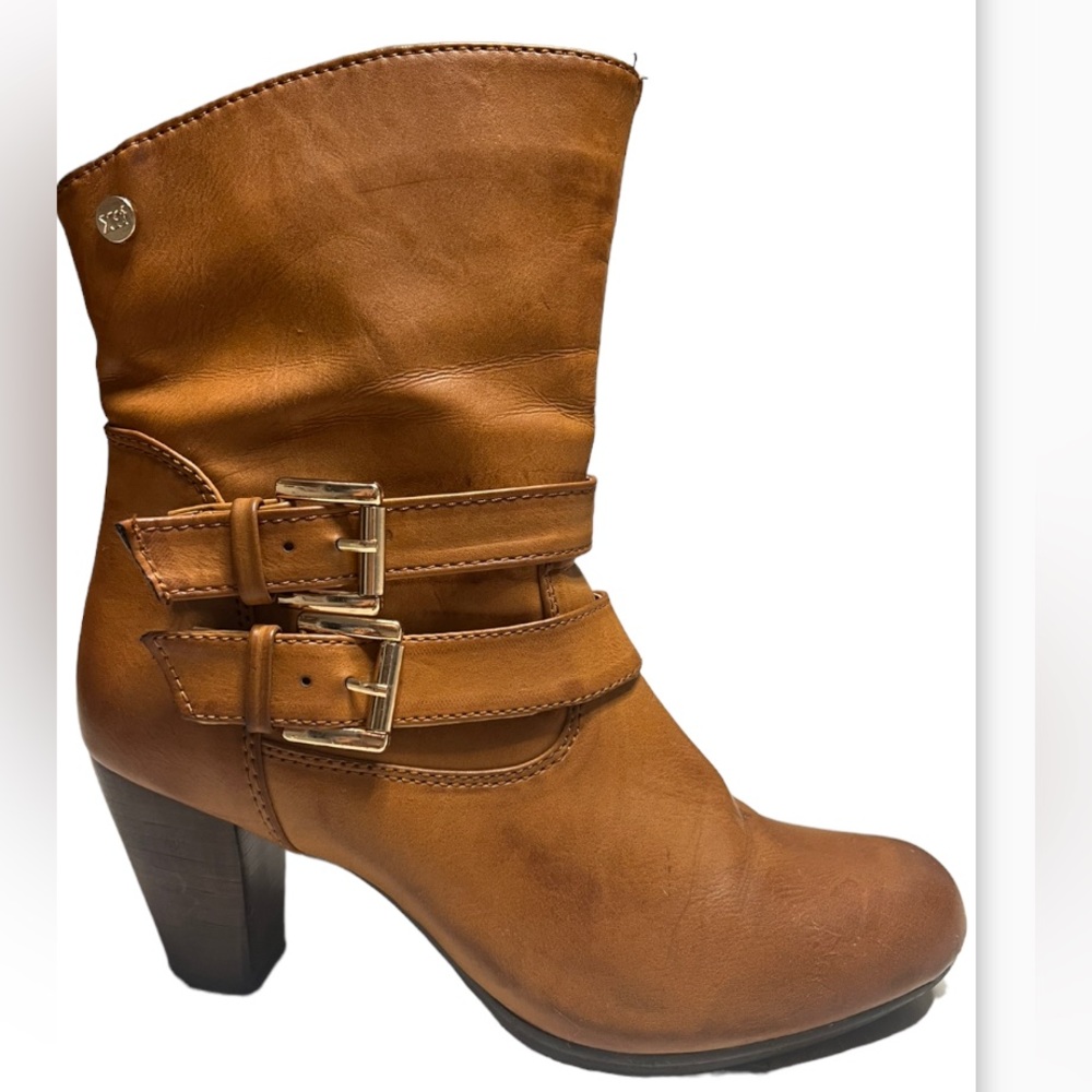 XTI Territory Burnished Embellished Round Toe Ankle Boots Sz 37 6.5.